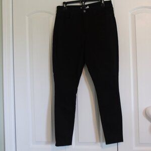Denizen From Levi's Ultra High Rise Supper Skinny Black Jeans Size 12